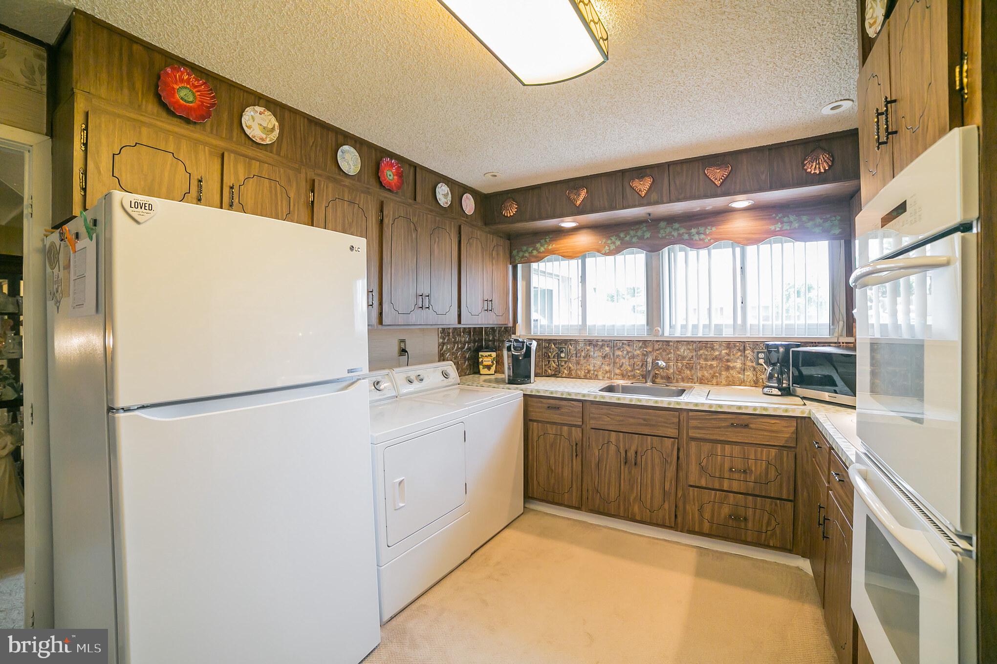 9 Hunt Road Levittown, PA 19056 - Photo 9 of 31 Gallery Image 9