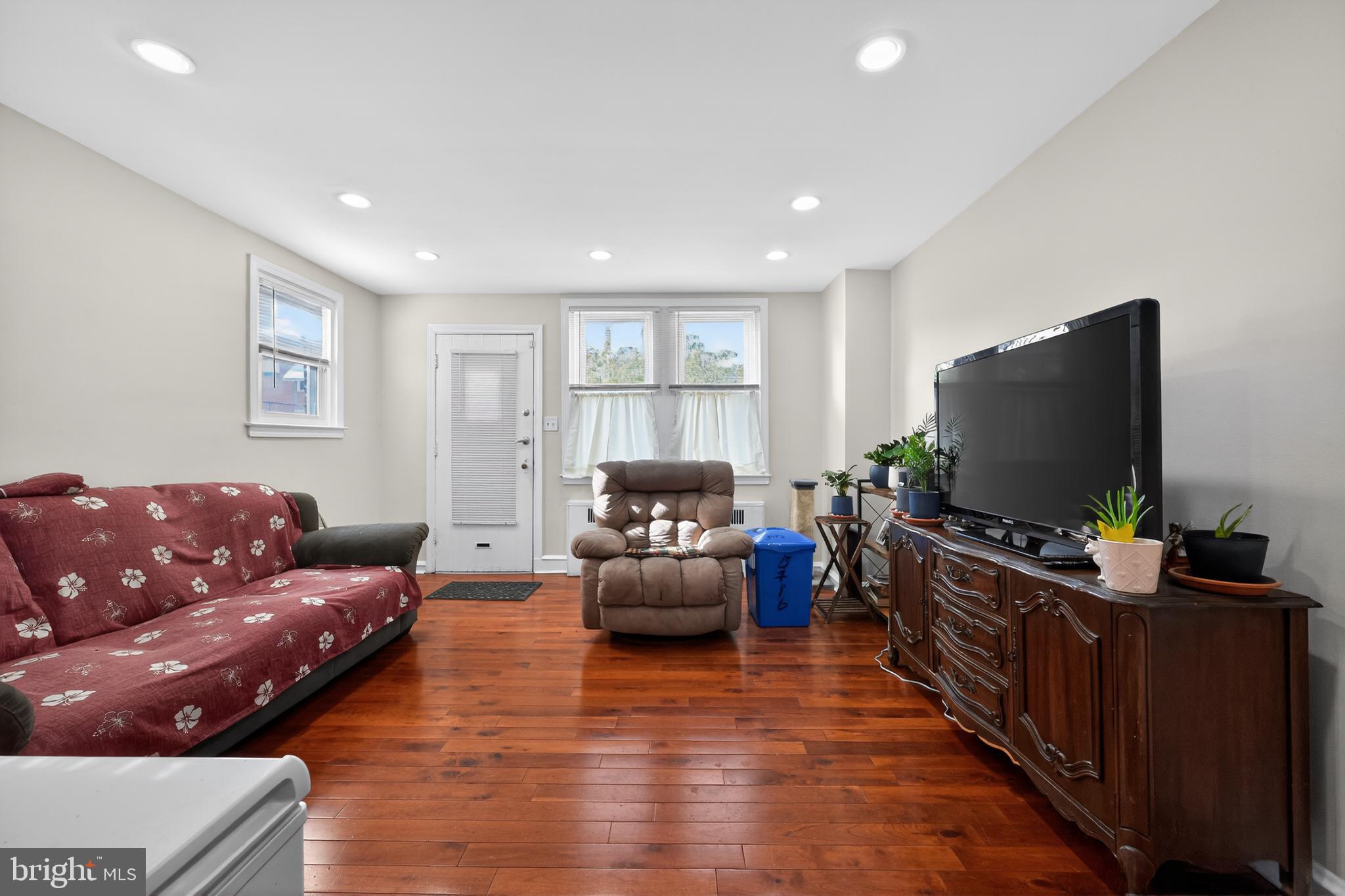 5784-86 Nassau Road Philadelphia, PA 19131 - Photo 6 of 33 Gallery Image 6