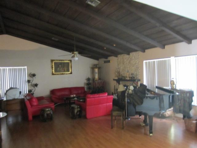 5675 Southwest 111th Terrace Davie, FL 33328 - Photo 5 of 16