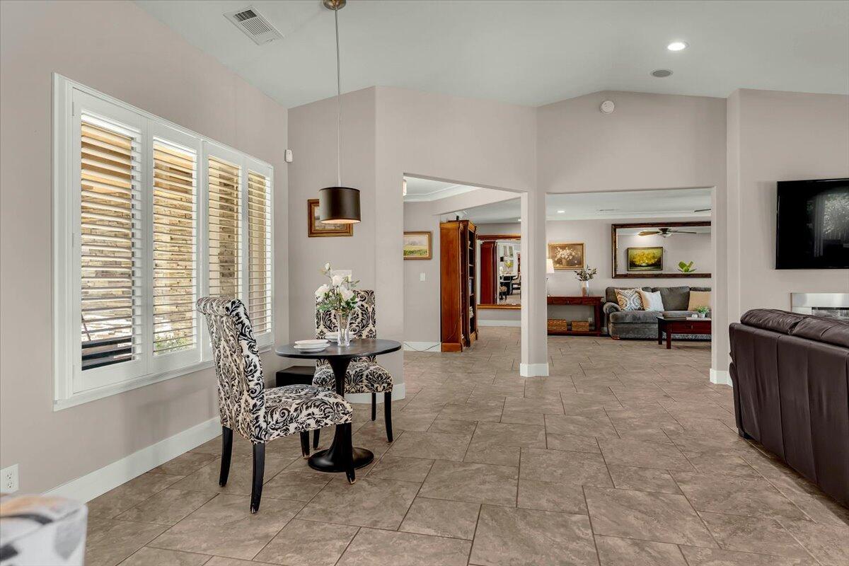 6913 Riverside Drive Redding, CA 96001 - Photo 21 of 90 011-6913 Riverside Dr - I-34