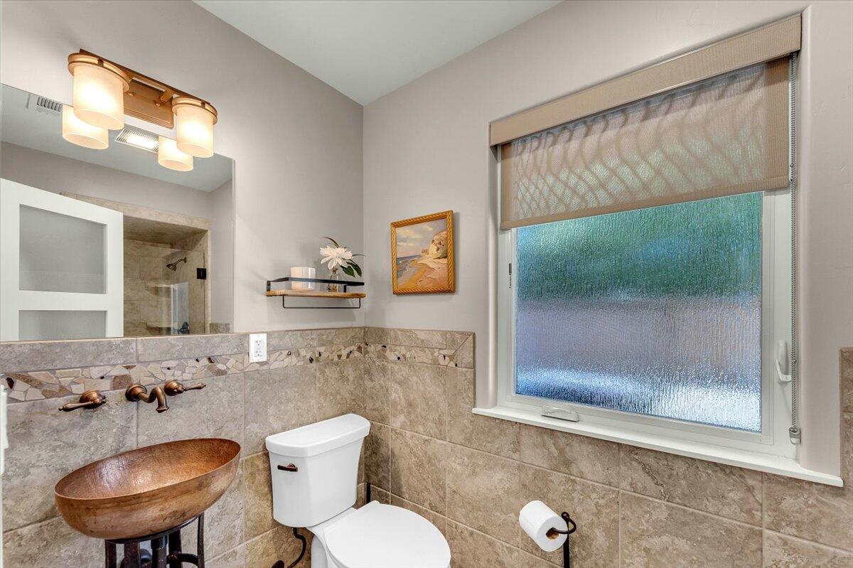 6913 Riverside Drive Redding, CA 96001 - Photo 27 of 90 046-6913 Riverside Dr - I-6