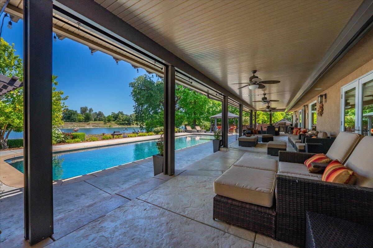 6913 Riverside Drive Redding, CA 96001 - Photo 8 of 90 074-6913 Riverside Dr - E-20