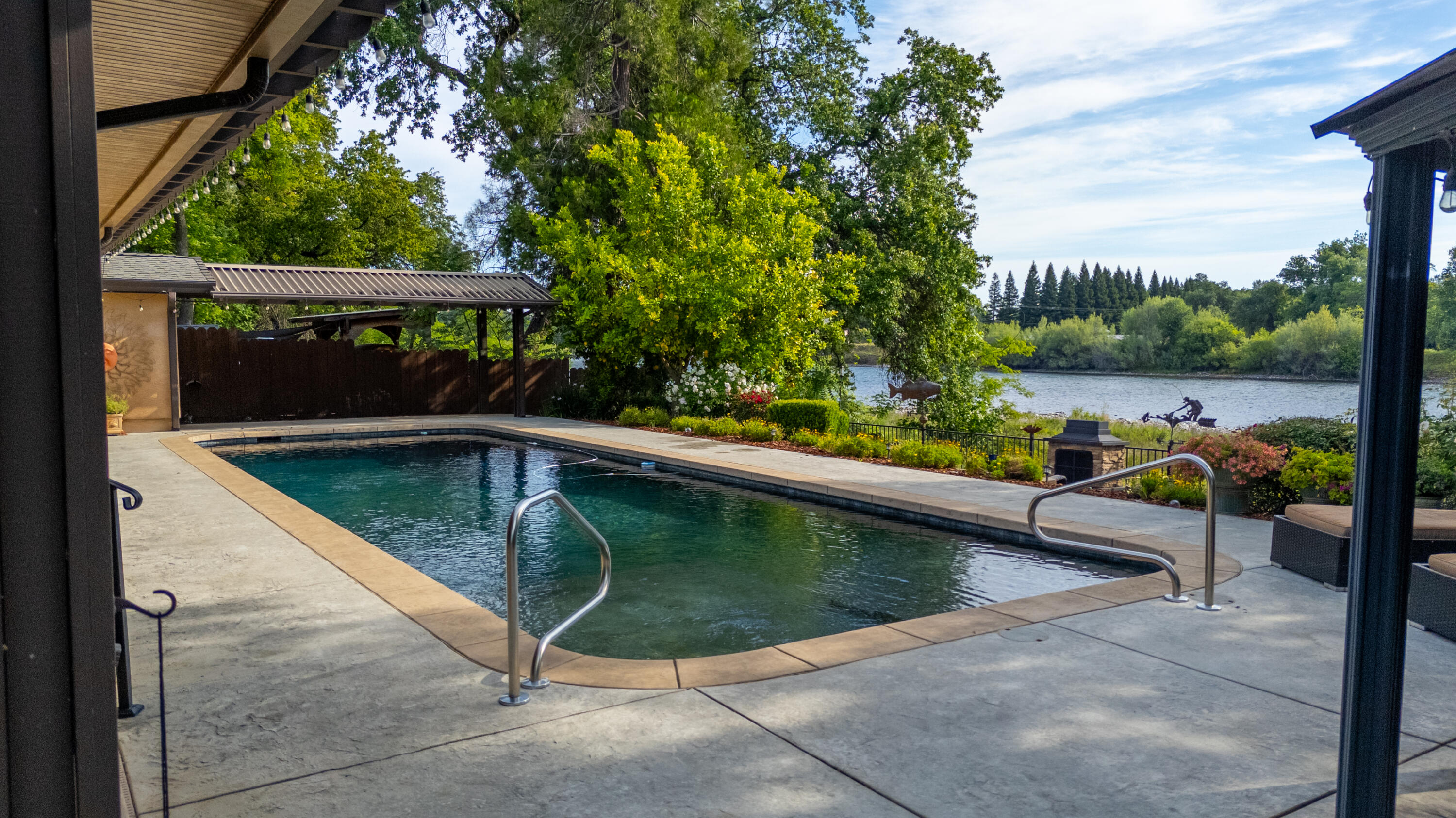 6913 Riverside Drive Redding, CA 96001 - Photo 87 of 90 Riverside-09