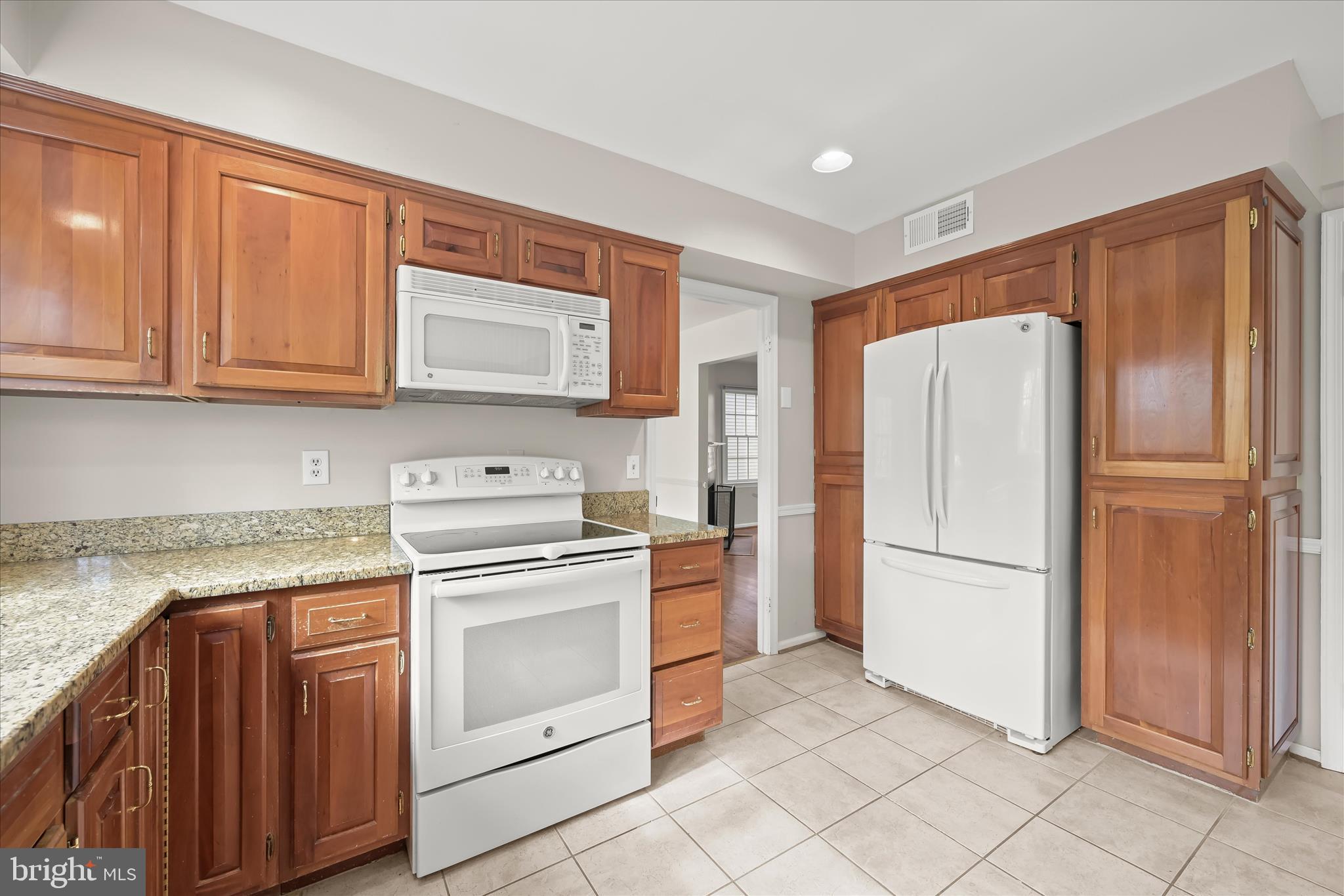 10428 Schoolmaster Place Columbia, MD 21044 - Photo 24 of 69 Kitchen