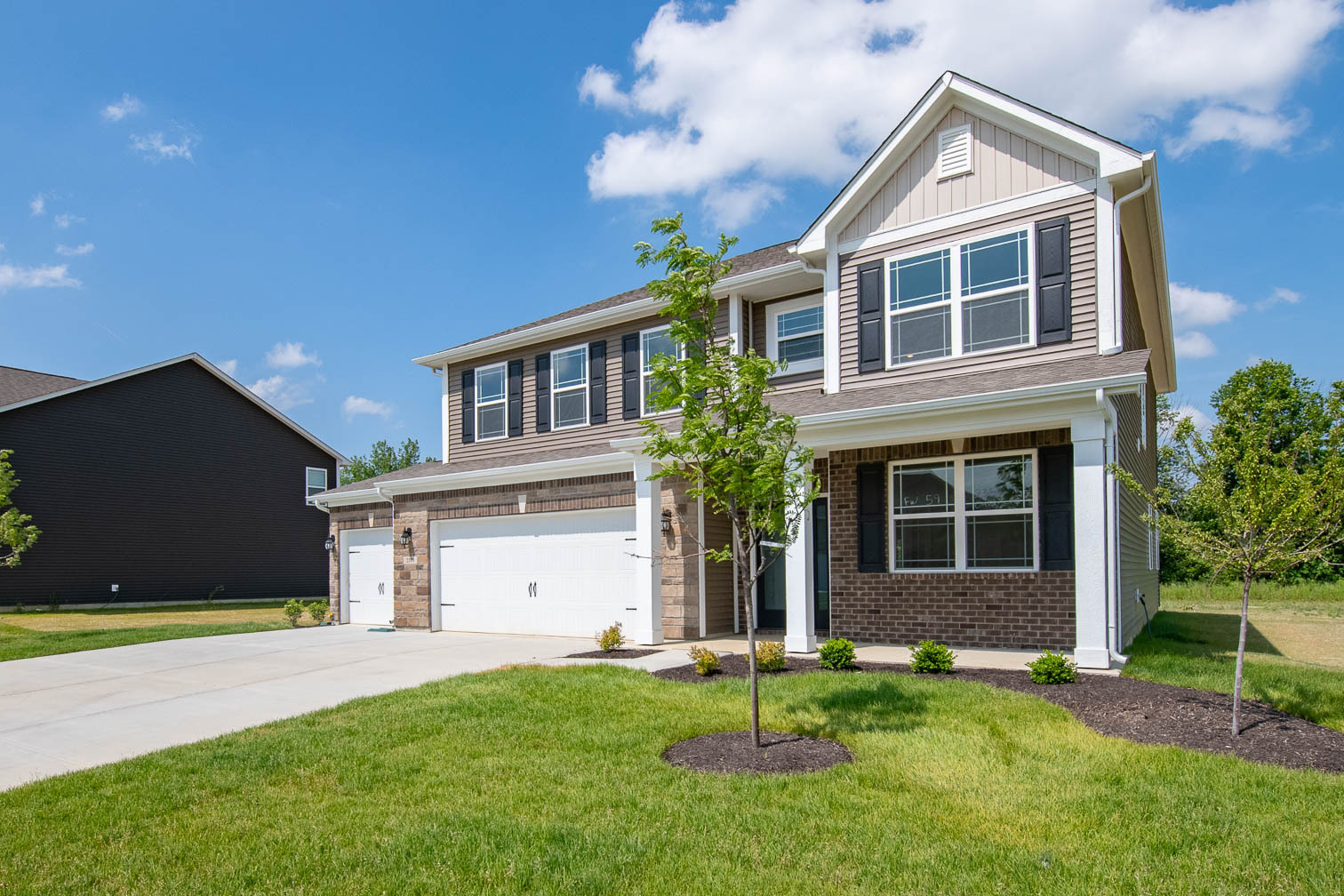 2350 Oakmont Drive Plainfield, IN 46168 - Photo 2 of 43