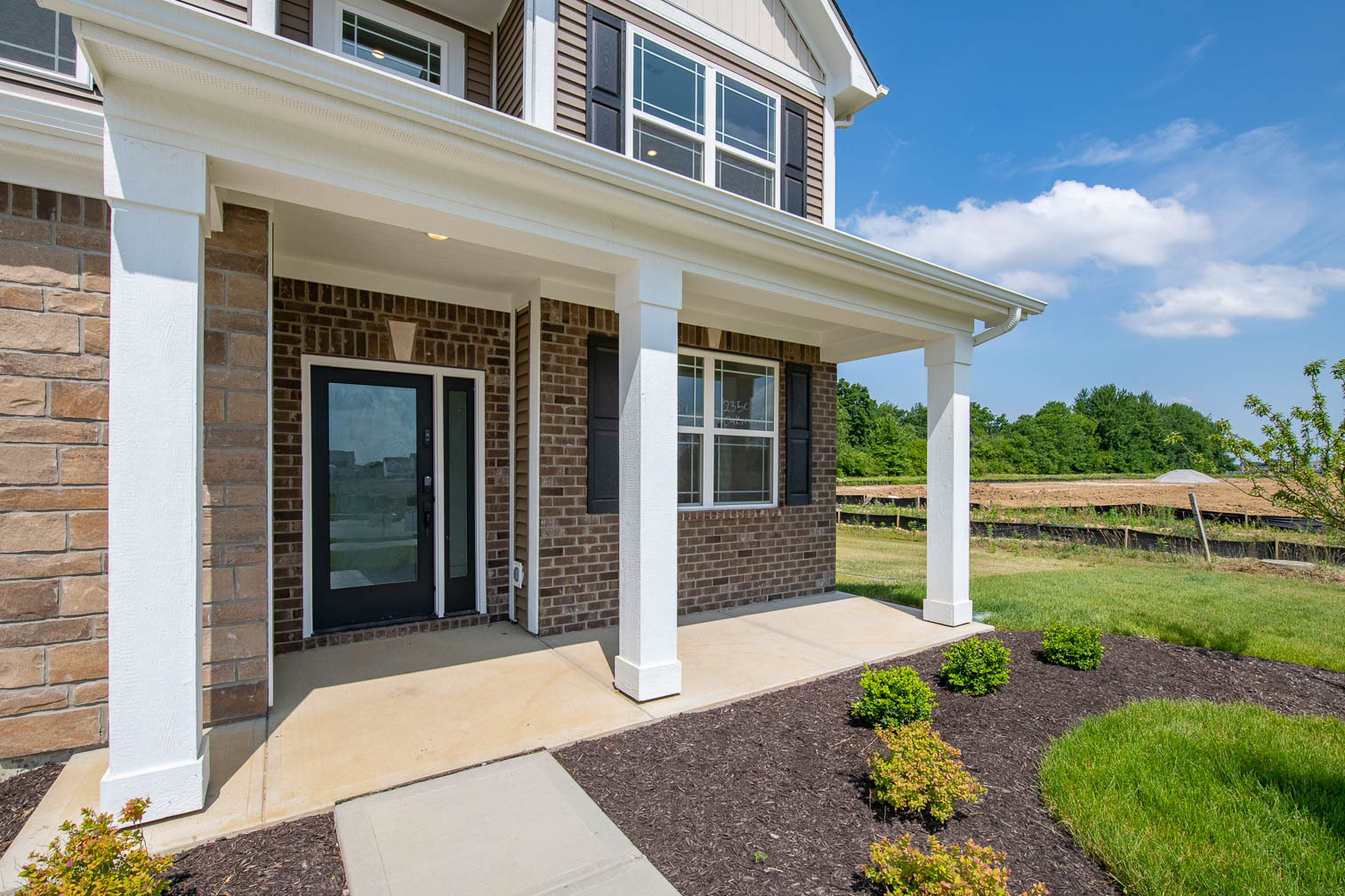 2350 Oakmont Drive Plainfield, IN 46168 - Photo 4 of 43