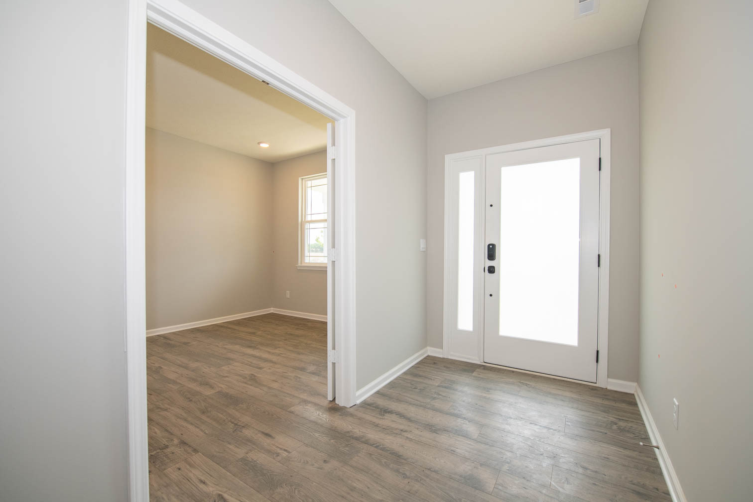 2350 Oakmont Drive Plainfield, IN 46168 - Photo 5 of 43