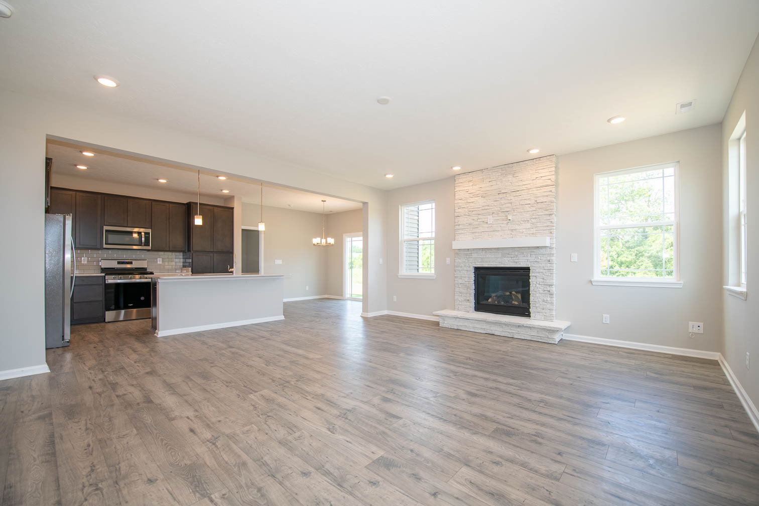 2350 Oakmont Drive Plainfield, IN 46168 - Photo 9 of 43