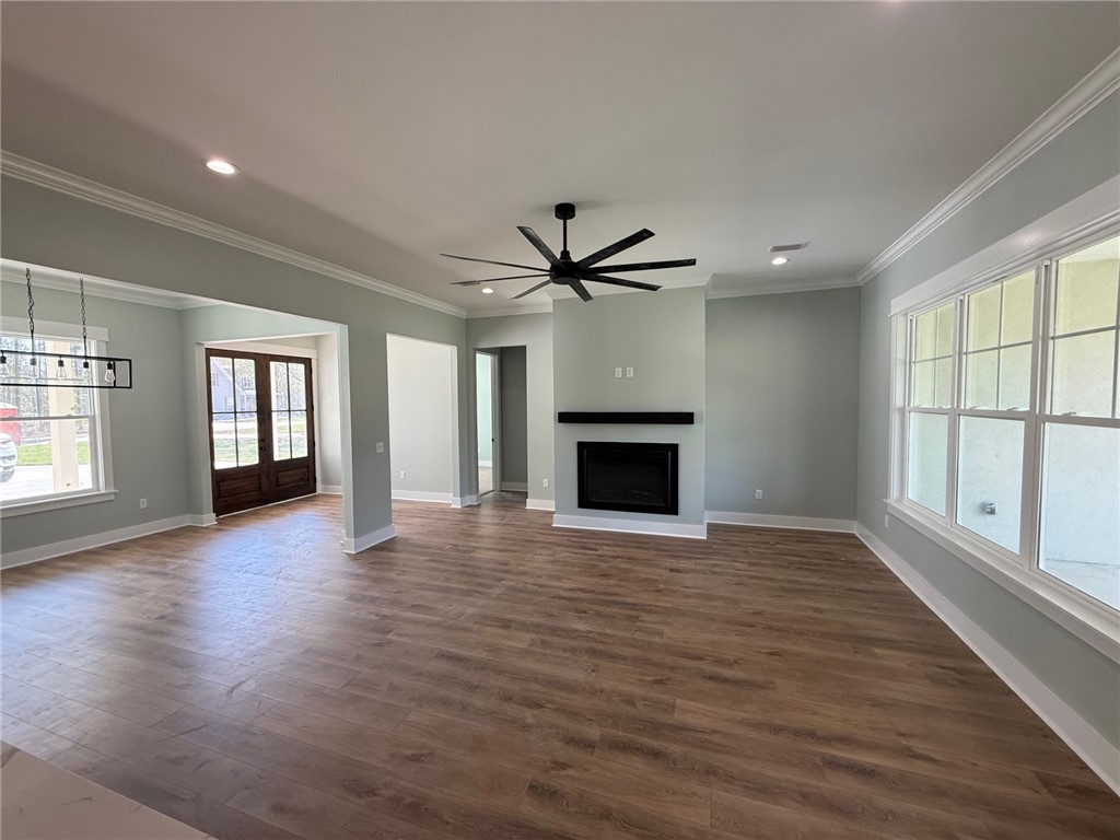 143 Roxanne Way Brunswick, GA 31523 - Photo 2 of 16