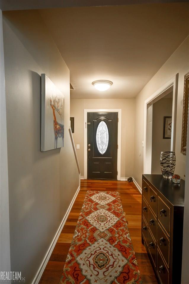 7751 South Eston Road Clarkston, MI 48348 - Photo 3 of 38 31299546-2.JPG