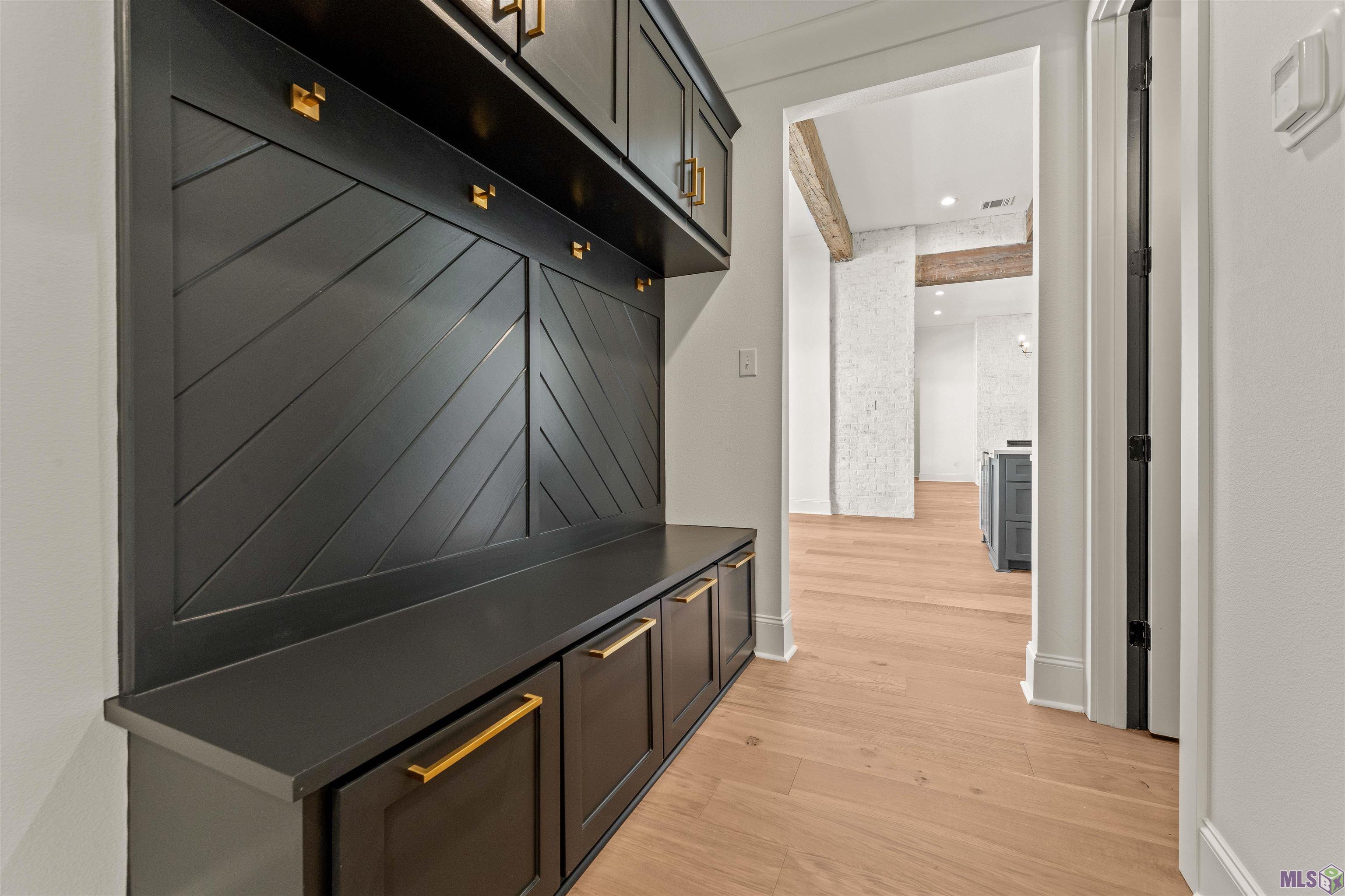 9189 Hillon Hood Road Denham Springs, LA 70726 - Photo 18 of 41 Custom Mud Cabinet !