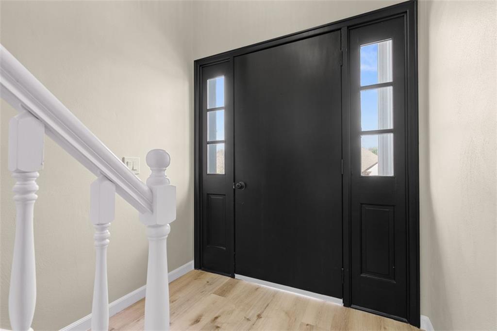 185 Grouse Drive Elizabeth, PA 15037 - Photo 5 of 41