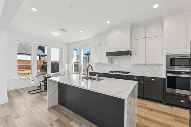 $5,000 | 580 Falling Leaves Drive, Prosper, TX 75078