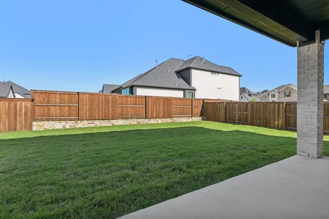 $5,000 | 580 Falling Leaves Drive, Prosper, TX 75078