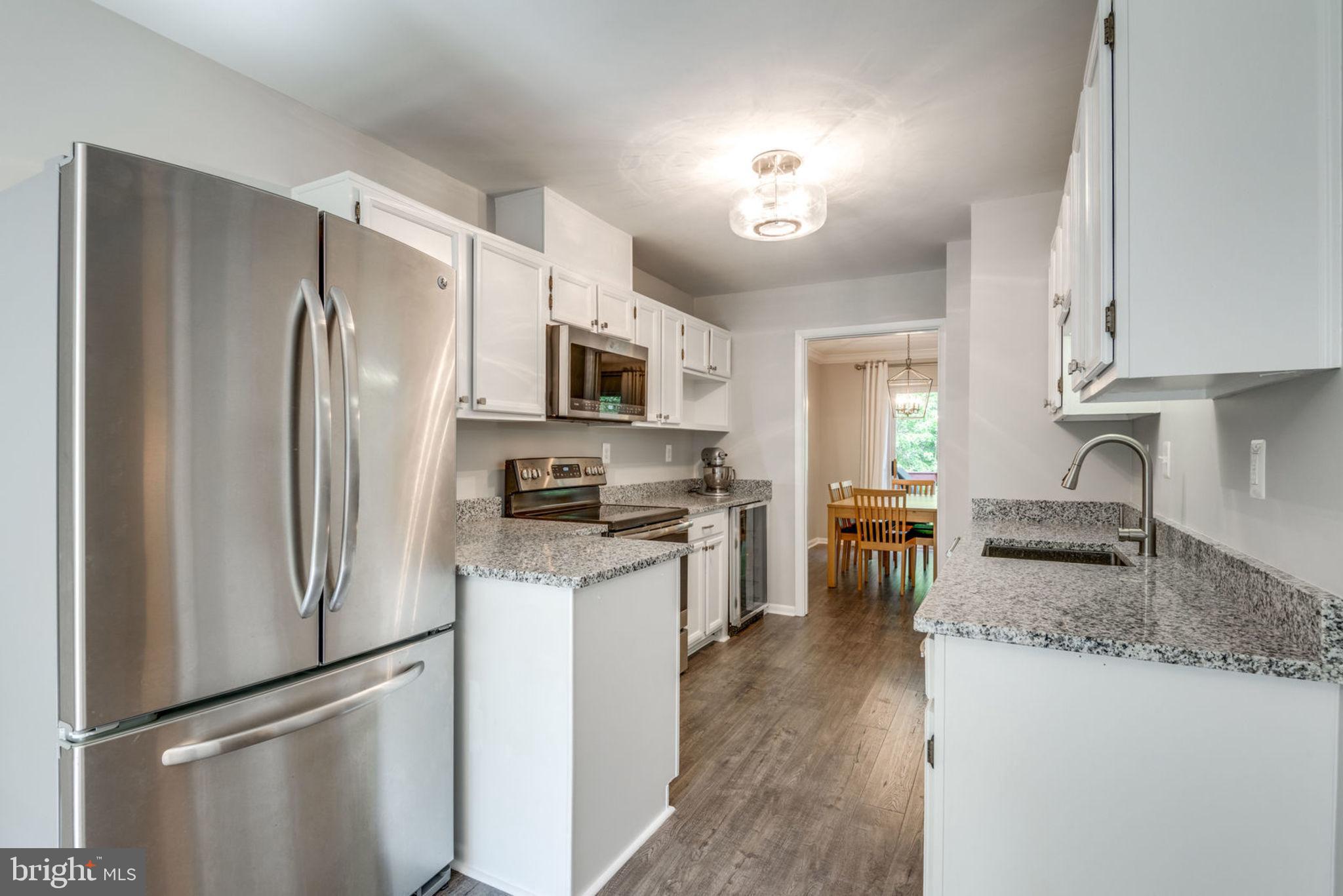 2046 Chadds Ford Drive Reston, VA 20191 - Photo 4 of 52 Updated Kitchen
