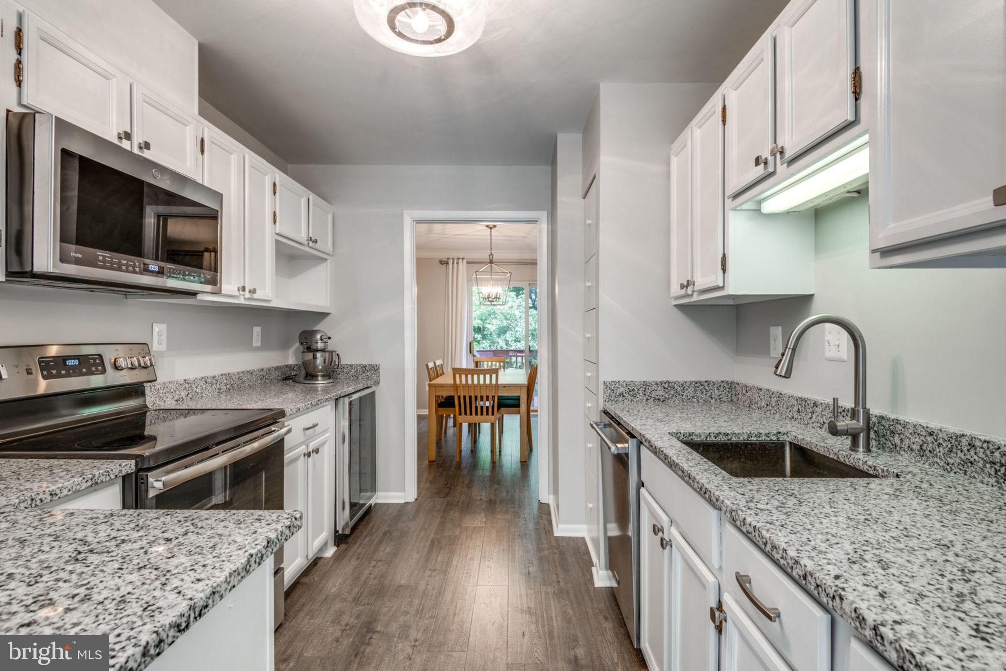 2046 Chadds Ford Drive Reston, VA 20191 - Photo 5 of 52 New Granite Counters