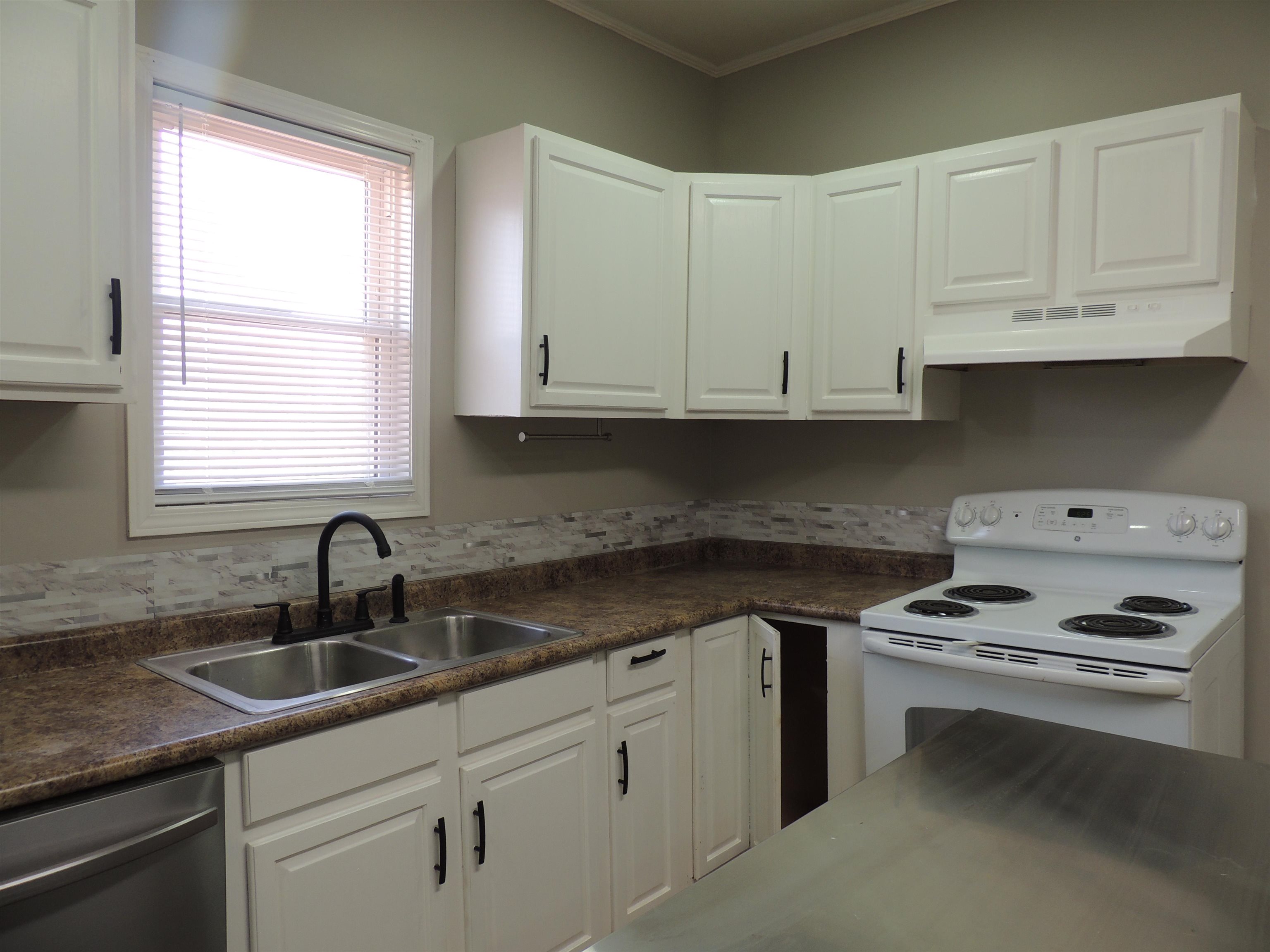 408 4th Street Inman, SC 29349 - Photo 9 of 11