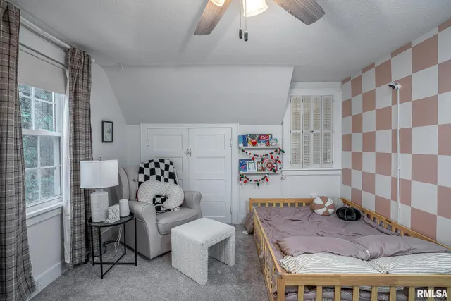 $299,990 | 2636 12th Street, Moline, IL 61265