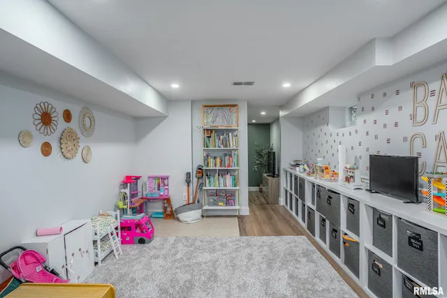 $299,990 | 2636 12th Street, Moline, IL 61265