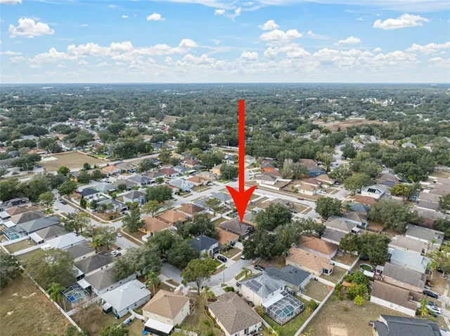 $349,900 | 930 Grand Canyon Drive, Valrico, FL 33594