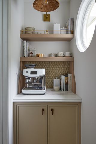 $1,799,000 | 319 West Lake Street, Barrington, IL 60010