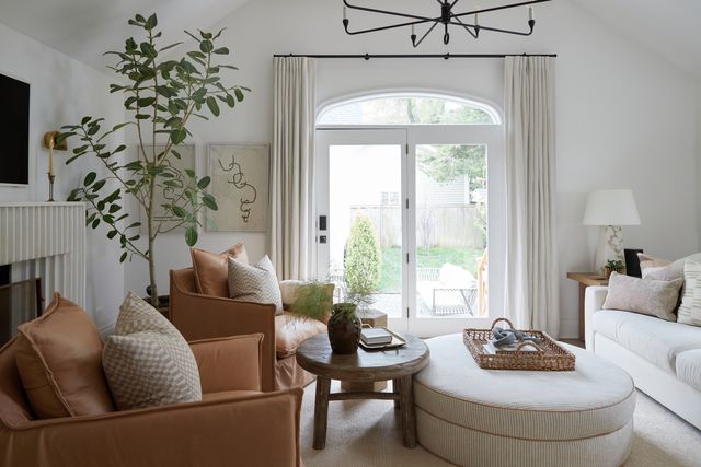 $1,799,000 | 319 West Lake Street, Barrington, IL 60010