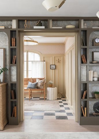 $1,799,000 | 319 West Lake Street, Barrington, IL 60010