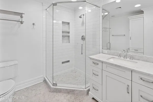 $1,325,000 | 65 East River Road, Unit 20, Rumson, NJ 07760