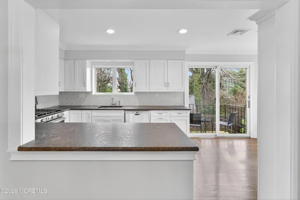 $1,325,000 | 65 East River Road, Unit 20, Rumson, NJ 07760