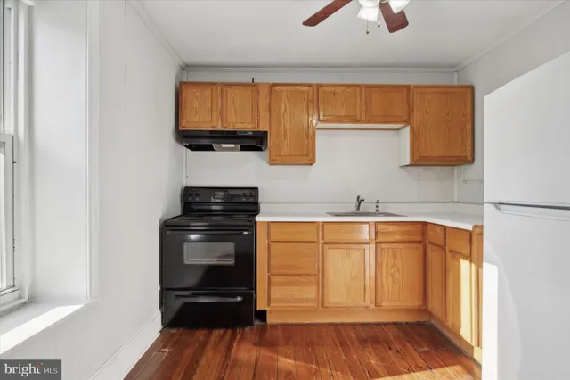 $1,150 | 470 Leverington Avenue, Unit 2, Philadelphia, PA 19128