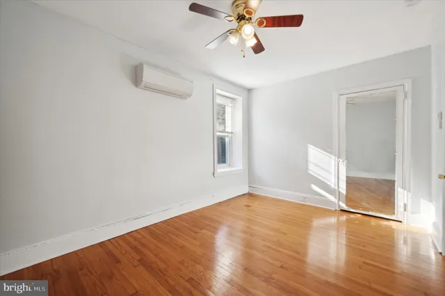 $1,150 | 470 Leverington Avenue, Unit 2, Philadelphia, PA 19128