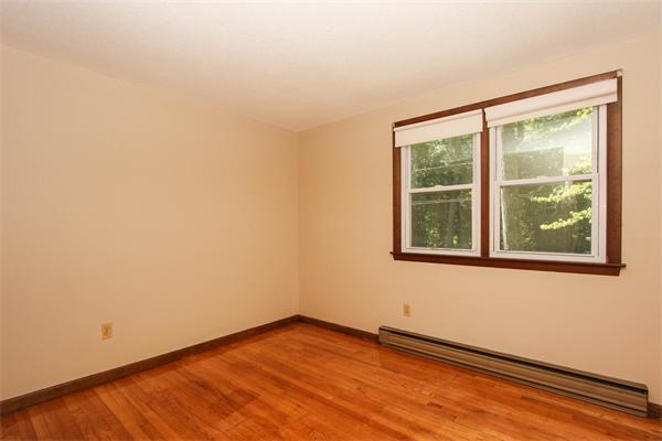 78 Colorado Street Springfield, MA 01118 - Photo 11 of 20 Gallery Image 11
