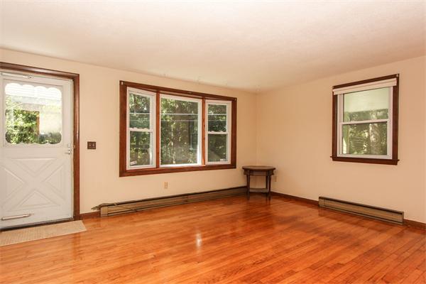 78 Colorado Street Springfield, MA 01118 - Photo 6 of 20 Gallery Image 6