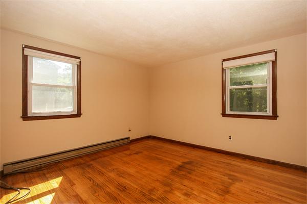 78 Colorado Street Springfield, MA 01118 - Photo 8 of 20 Gallery Image 8