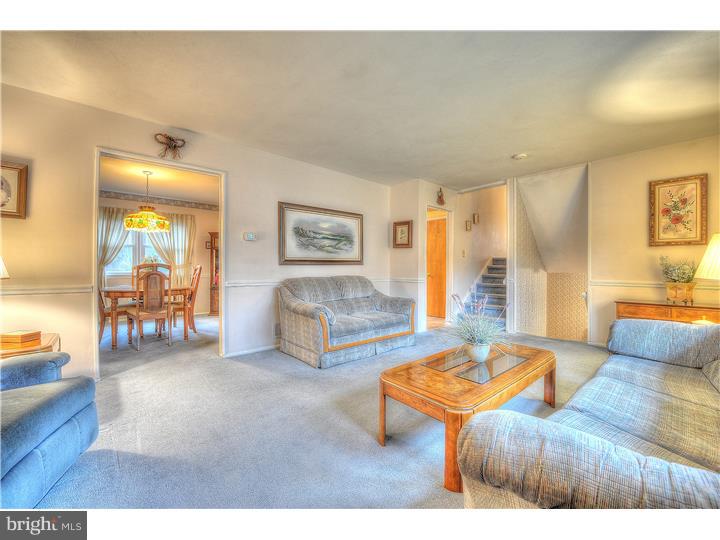 3 Cook Road Hamilton, NJ 08690 - Photo 10 of 25 Living Room