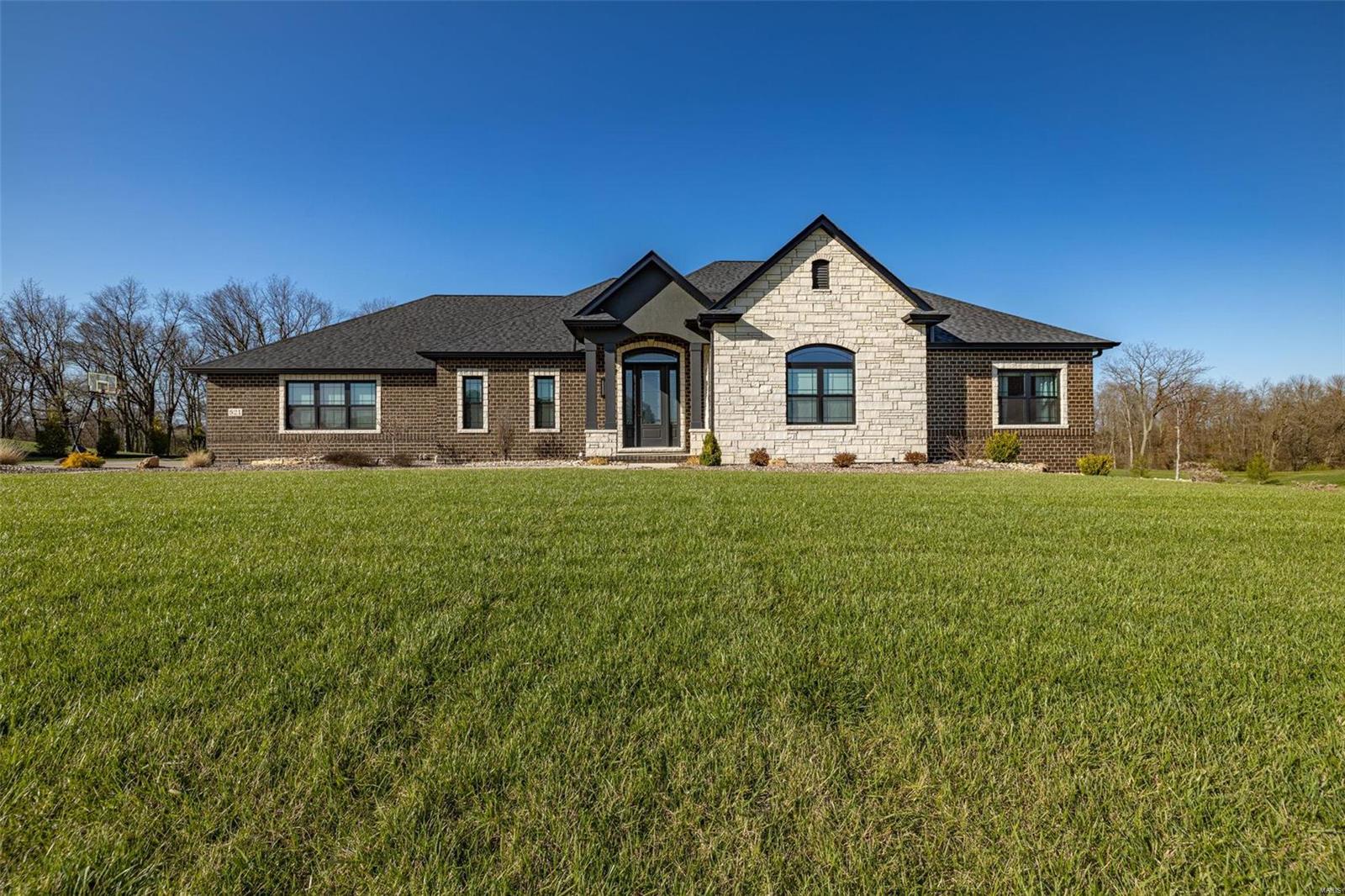 521 Benjamin Lane Waterloo, IL 62298 - Photo 2 of 51