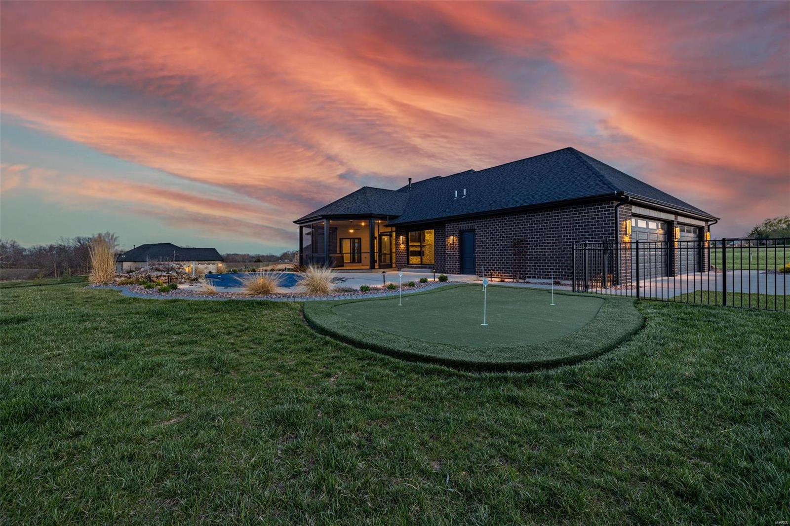 521 Benjamin Lane Waterloo, IL 62298 - Photo 48 of 51