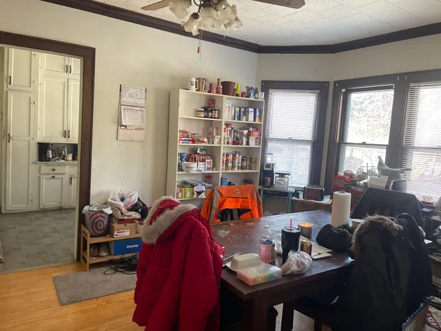 $175,000 | 229 East Irving Avenue, Oshkosh, WI 54901