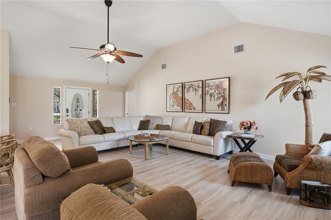 1663 Mooney Lane Ingleside, TX 78362 - Photo 8 of 35