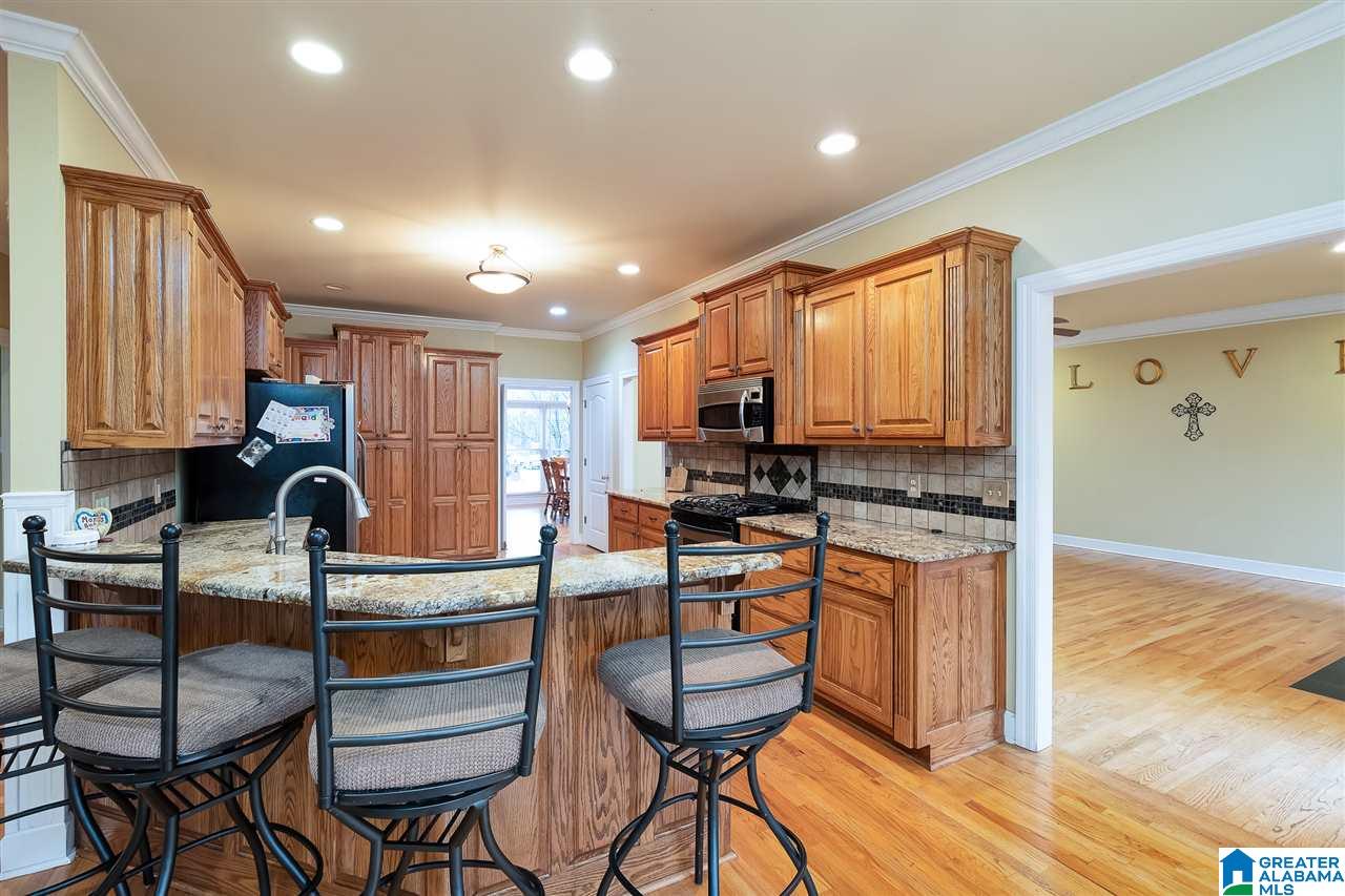 402 Fieldcrest Street Hartselle, AL 35640 - Photo 25 of 44