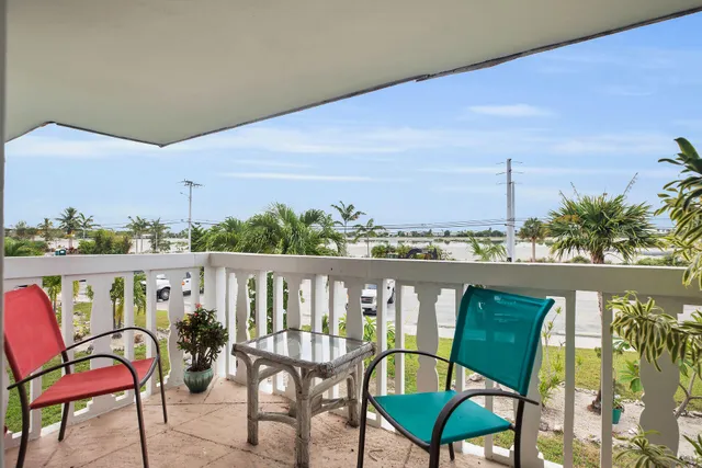 $430,000 | 15 Sombrero Boulevard, Unit 210W, Marathon, FL 33050