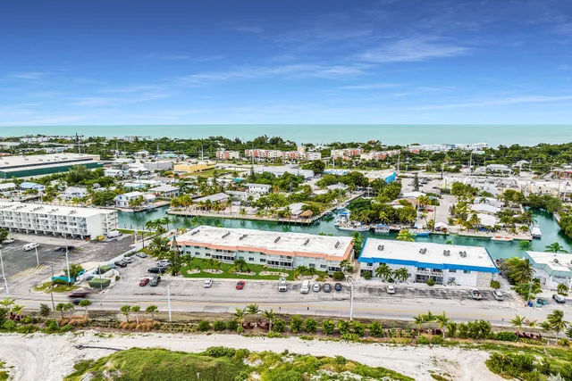 $430,000 | 15 Sombrero Boulevard, Unit 210W, Marathon, FL 33050