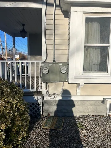 $289,900 | 461 South Main Street, Clay, NY 13212