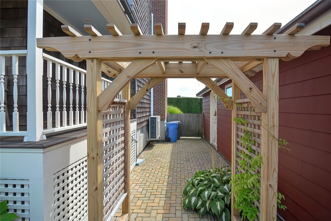 245 Purgatory Road Middletown, RI 02842 - Photo 26 of 29 Walkway to backyard