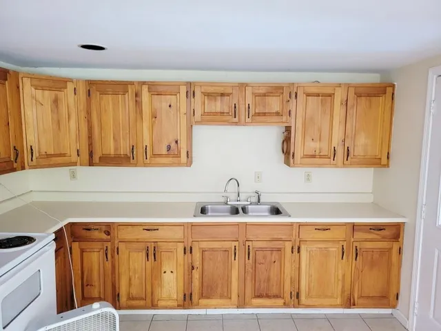 $1,576,000 | 14-16 Summarsell Drive, Hartland, VT 05048