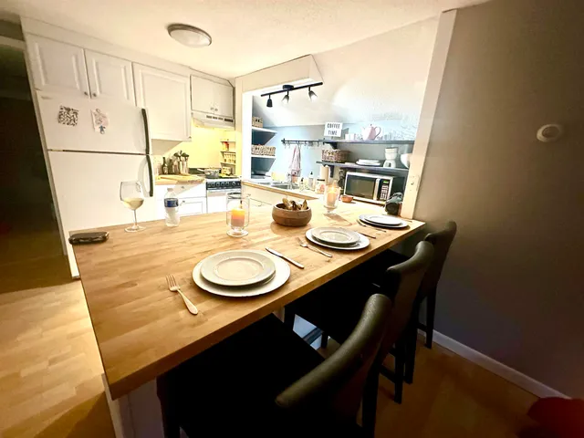 $1,576,000 | 14-16 Summarsell Drive, Hartland, VT 05048