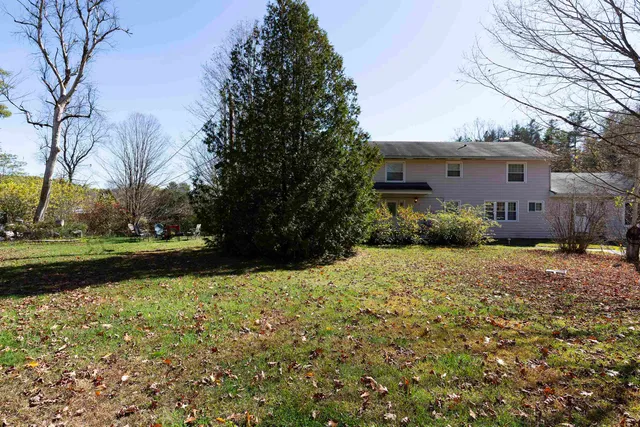 $1,576,000 | 14-16 Summarsell Drive, Hartland, VT 05048