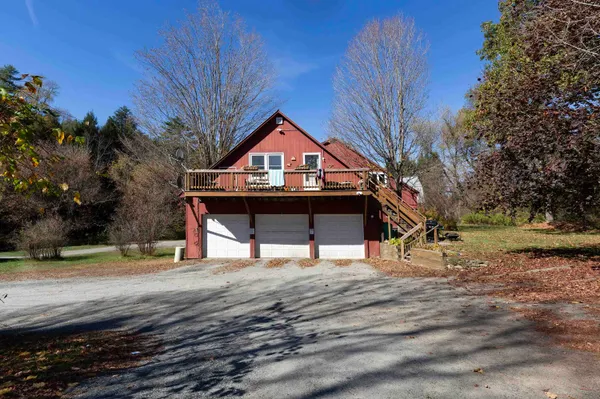 $1,576,000 | 14-16 Summarsell Drive, Hartland, VT 05048