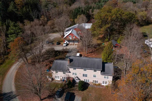 $1,576,000 | 14-16 Summarsell Drive, Hartland, VT 05048