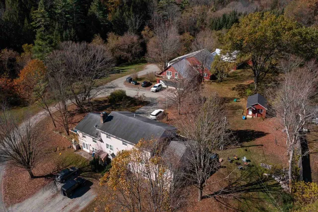 $1,576,000 | 14-16 Summarsell Drive, Hartland, VT 05048